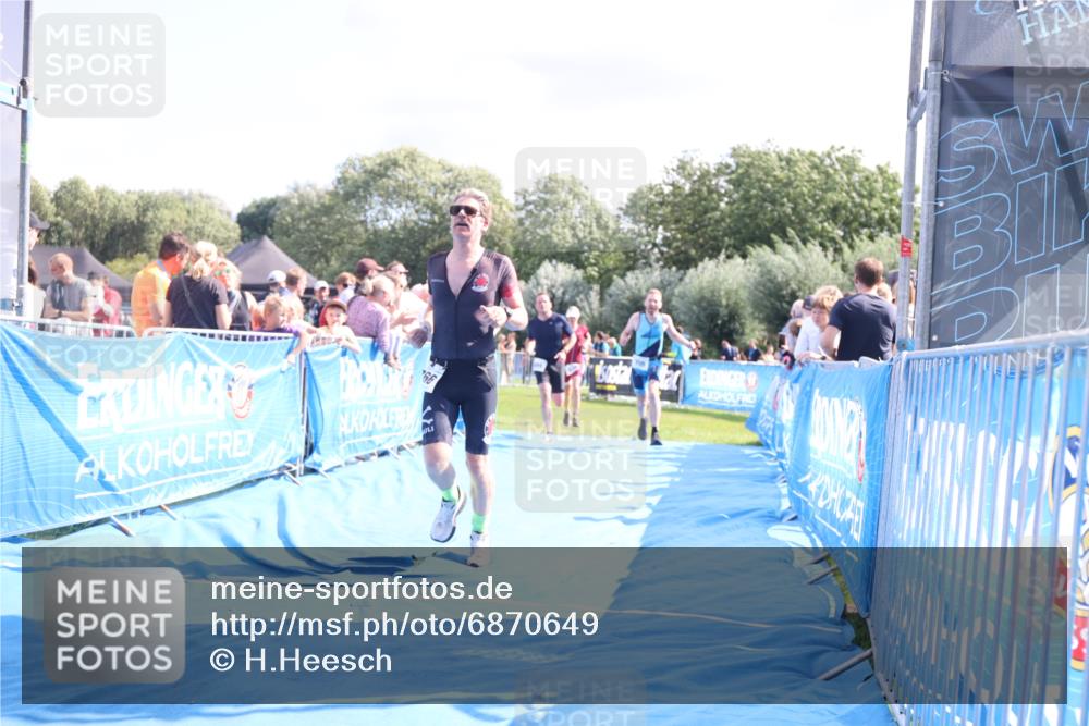25.08.2024 - Elbe Triathlon Hamburg H.Heesch http://msf.ph/oto/6870649 25.08.2024 11:36:05 Ziel 530, 695, 705, 766 meine-sportfotos.de