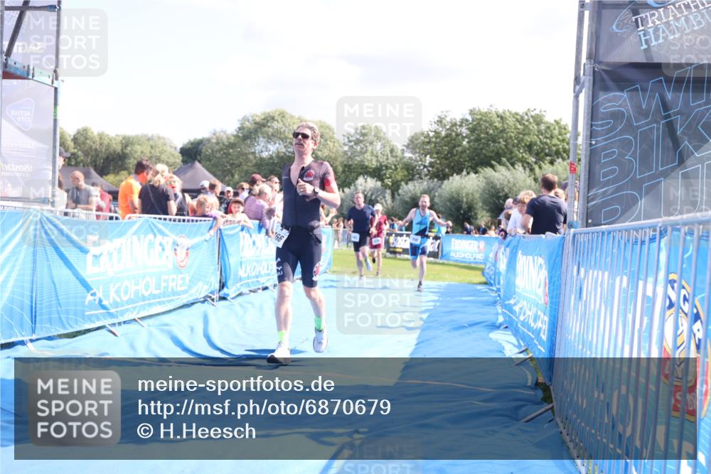 25.08.2024 - Elbe Triathlon Hamburg H.Heesch http://msf.ph/oto/6870679 25.08.2024 11:36:05 Ziel 530, 695, 705, 766 meine-sportfotos.de
