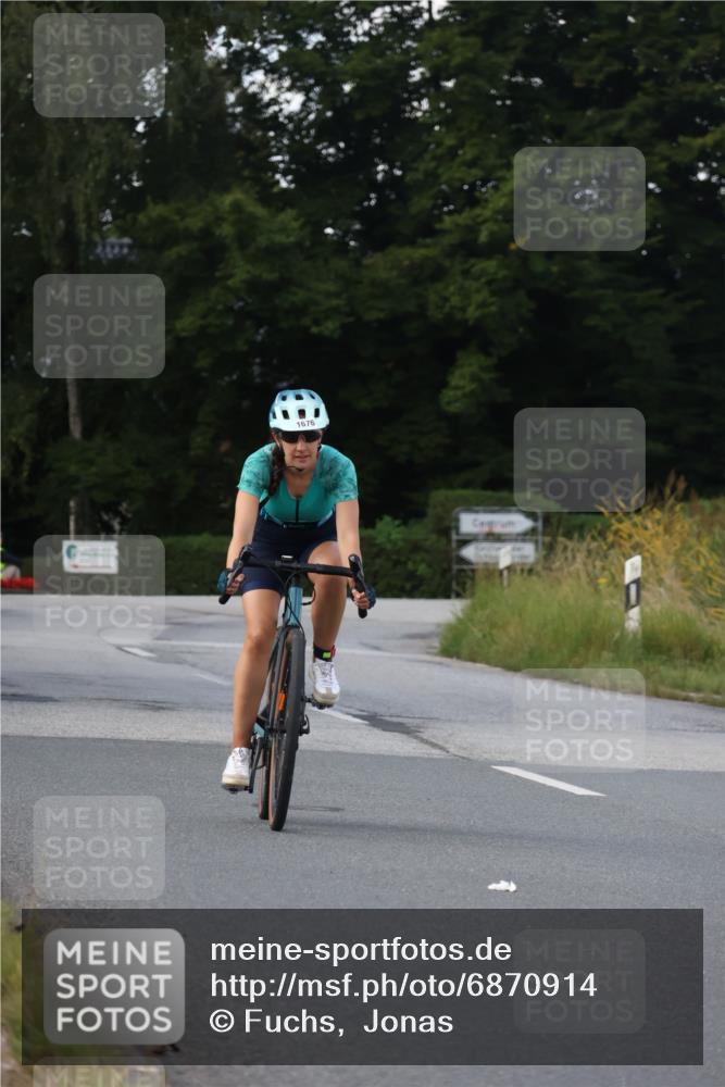 25.08.2024 - Elbe Triathlon Hamburg Fuchs,  Jonas http://msf.ph/oto/6870914 25.08.2024 11:11:26 Radfahren 1479, 1676 meine-sportfotos.de