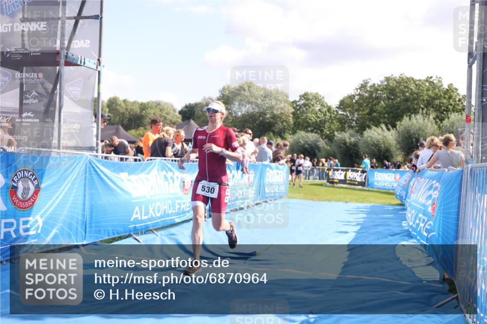 25.08.2024 - Elbe Triathlon Hamburg H.Heesch http://msf.ph/oto/6870964 25.08.2024 11:36:09 Ziel 530, 695, 705, 766 meine-sportfotos.de