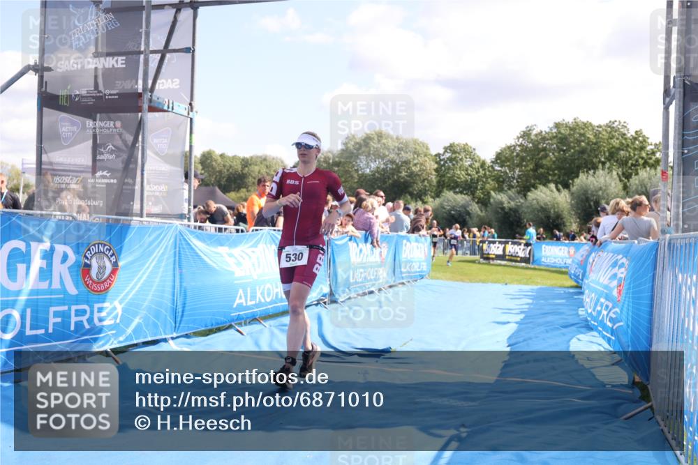 25.08.2024 - Elbe Triathlon Hamburg H.Heesch http://msf.ph/oto/6871010 25.08.2024 11:36:10 Ziel 530, 695, 705, 766, 1415 meine-sportfotos.de