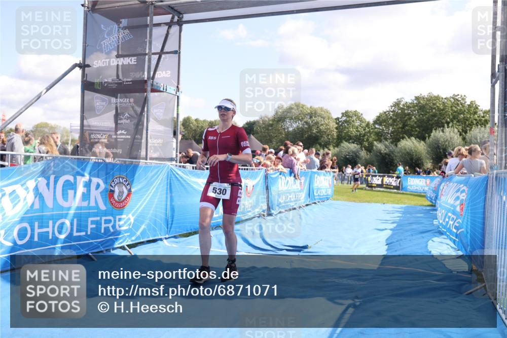 25.08.2024 - Elbe Triathlon Hamburg H.Heesch http://msf.ph/oto/6871071 25.08.2024 11:36:10 Ziel 530, 695, 705, 766, 1415 meine-sportfotos.de