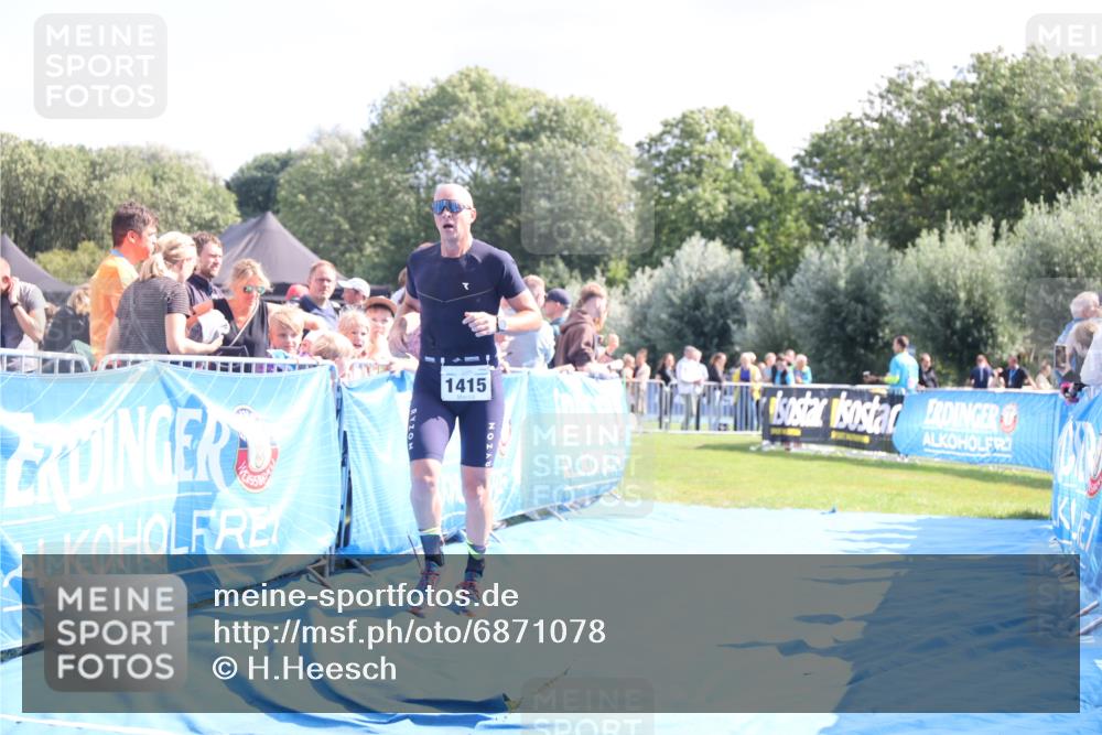 25.08.2024 - Elbe Triathlon Hamburg H.Heesch http://msf.ph/oto/6871078 25.08.2024 11:36:16 Ziel 530, 1415 meine-sportfotos.de