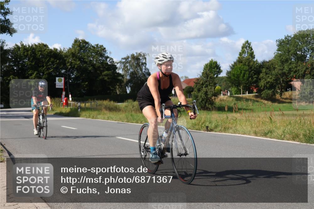 25.08.2024 - Elbe Triathlon Hamburg Fuchs,  Jonas http://msf.ph/oto/6871367 25.08.2024 11:12:52 Radfahren 1576, 1512, 1550, 1493, 1539, 1533 meine-sportfotos.de