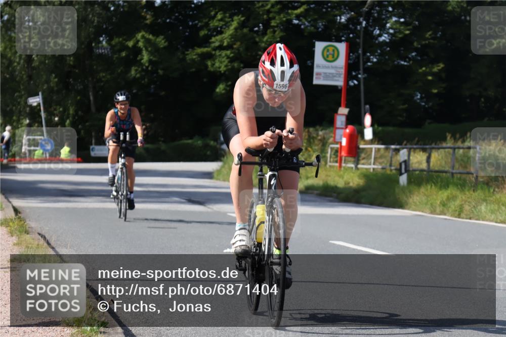 25.08.2024 - Elbe Triathlon Hamburg Fuchs,  Jonas http://msf.ph/oto/6871404 25.08.2024 11:13:06 Radfahren 1596, 1552 meine-sportfotos.de