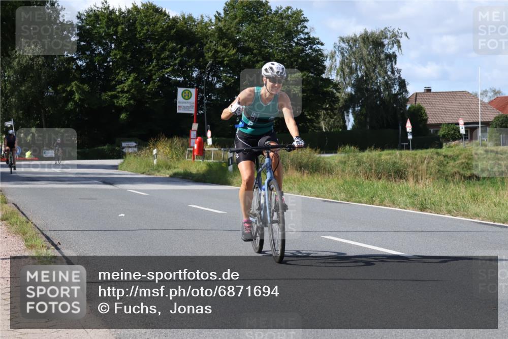 25.08.2024 - Elbe Triathlon Hamburg Fuchs,  Jonas http://msf.ph/oto/6871694 25.08.2024 11:14:16 Radfahren 1523, 1486 meine-sportfotos.de