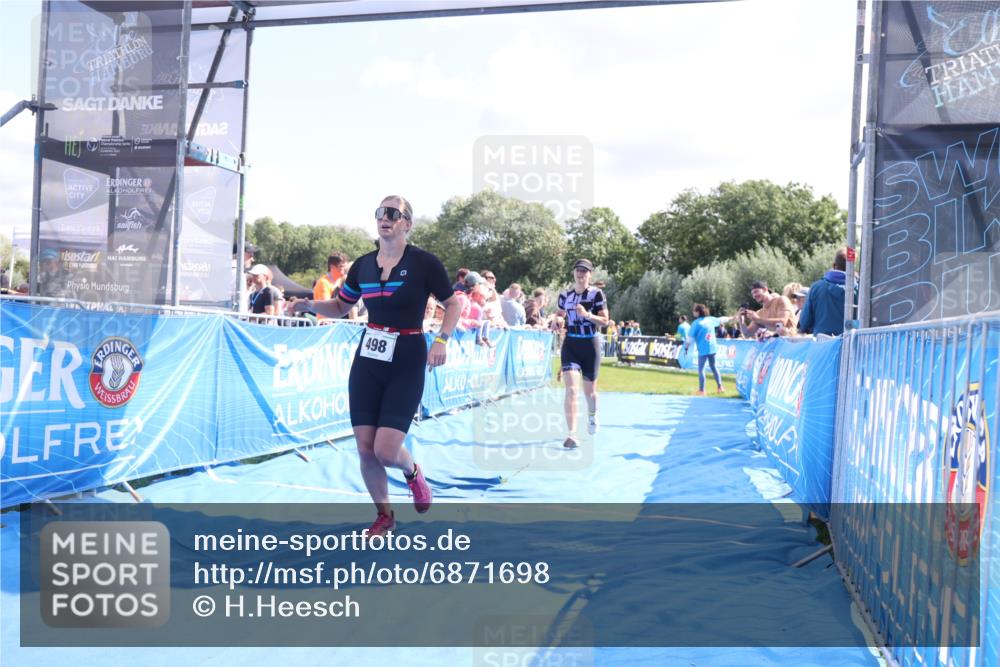 25.08.2024 - Elbe Triathlon Hamburg H.Heesch http://msf.ph/oto/6871698 25.08.2024 11:36:46 Ziel 423, 479, 498 meine-sportfotos.de