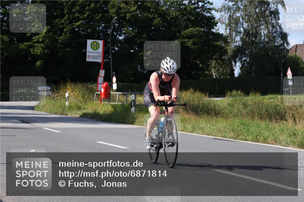 25.08.2024 - Elbe Triathlon Hamburg Fuchs,  Jonas http://msf.ph/oto/6871814 25.08.2024 11:14:38 Radfahren 1478, 1631, 1524, 1643 meine-sportfotos.de