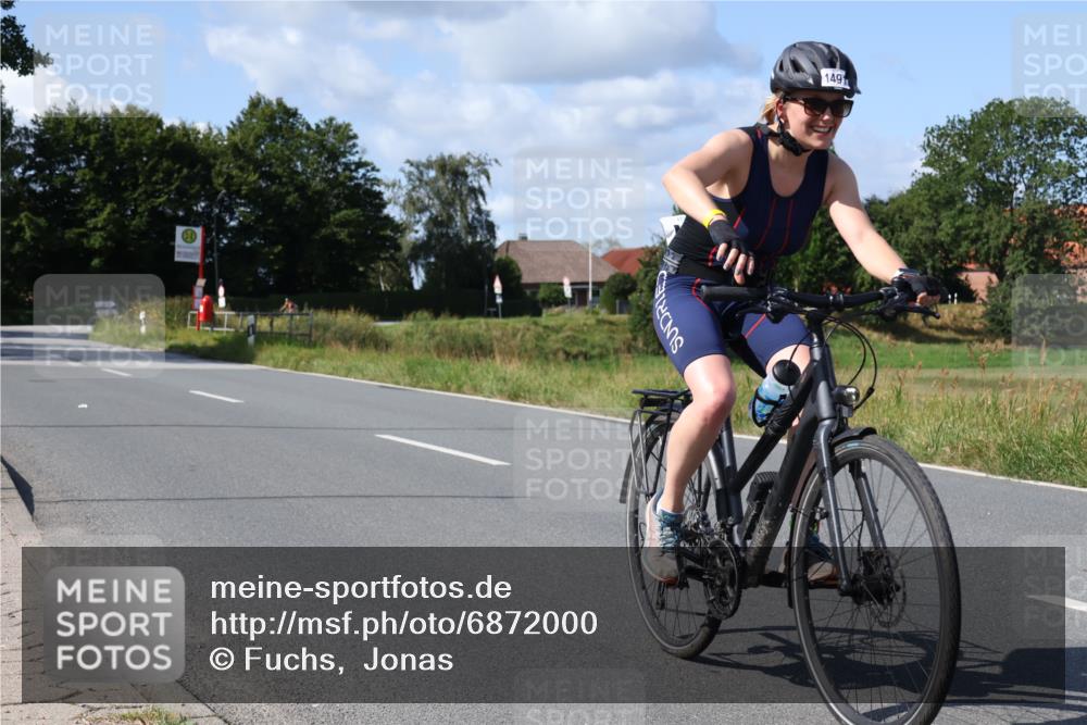 25.08.2024 - Elbe Triathlon Hamburg Fuchs,  Jonas http://msf.ph/oto/6872000 25.08.2024 11:15:00 Radfahren 1706, 1491 meine-sportfotos.de