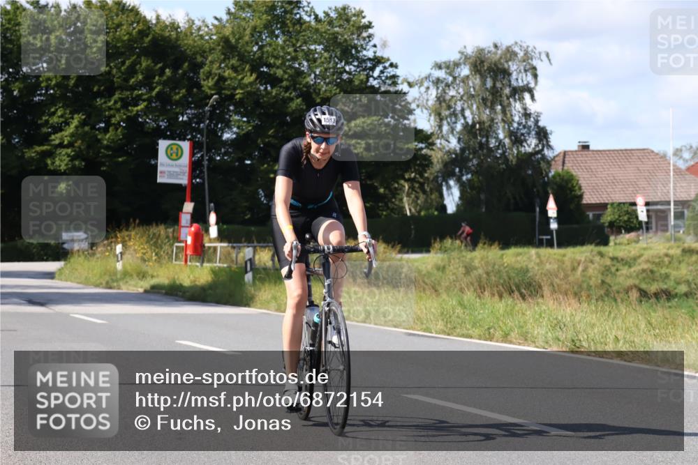 25.08.2024 - Elbe Triathlon Hamburg Fuchs,  Jonas http://msf.ph/oto/6872154 25.08.2024 11:15:39 Radfahren 1509, 1513 meine-sportfotos.de