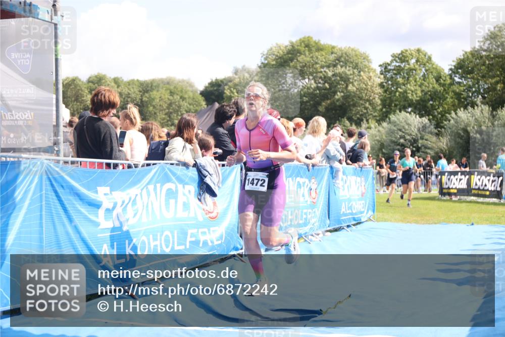 25.08.2024 - Elbe Triathlon Hamburg H.Heesch http://msf.ph/oto/6872242 25.08.2024 11:59:22 Ziel 1472, 1479, 1552, 1717 meine-sportfotos.de