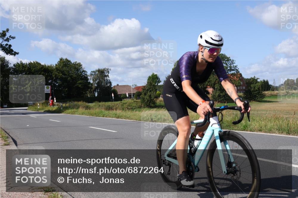 25.08.2024 - Elbe Triathlon Hamburg Fuchs,  Jonas http://msf.ph/oto/6872264 25.08.2024 11:15:56 Radfahren 1489, 1690, 1543 meine-sportfotos.de