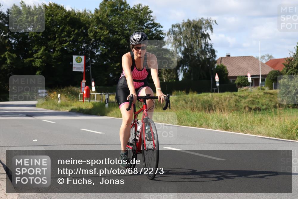 25.08.2024 - Elbe Triathlon Hamburg Fuchs,  Jonas http://msf.ph/oto/6872273 25.08.2024 11:16:00 Radfahren 1690, 1543 meine-sportfotos.de