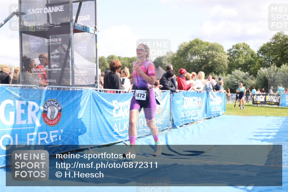 25.08.2024 - Elbe Triathlon Hamburg H.Heesch http://msf.ph/oto/6872311 25.08.2024 11:59:22 Ziel 1472, 1479, 1552, 1717 meine-sportfotos.de