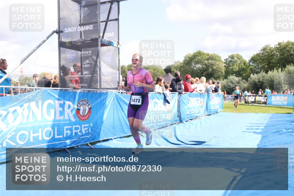 25.08.2024 - Elbe Triathlon Hamburg H.Heesch http://msf.ph/oto/6872330 25.08.2024 11:59:22 Ziel 1472, 1479, 1552, 1717 meine-sportfotos.de