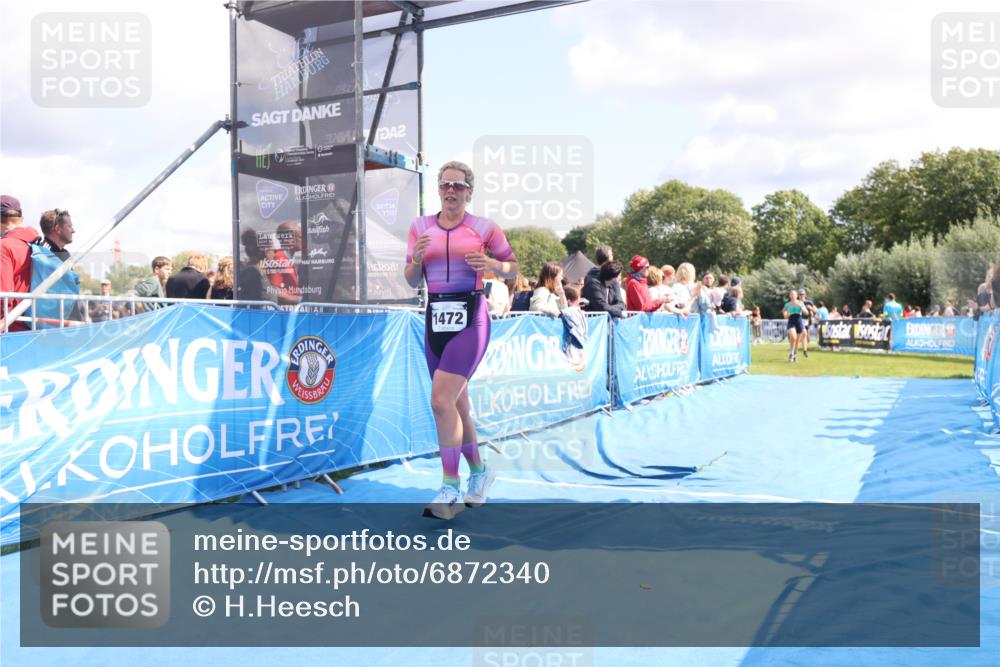 25.08.2024 - Elbe Triathlon Hamburg H.Heesch http://msf.ph/oto/6872340 25.08.2024 11:59:23 Ziel 1472, 1479, 1552, 1717 meine-sportfotos.de