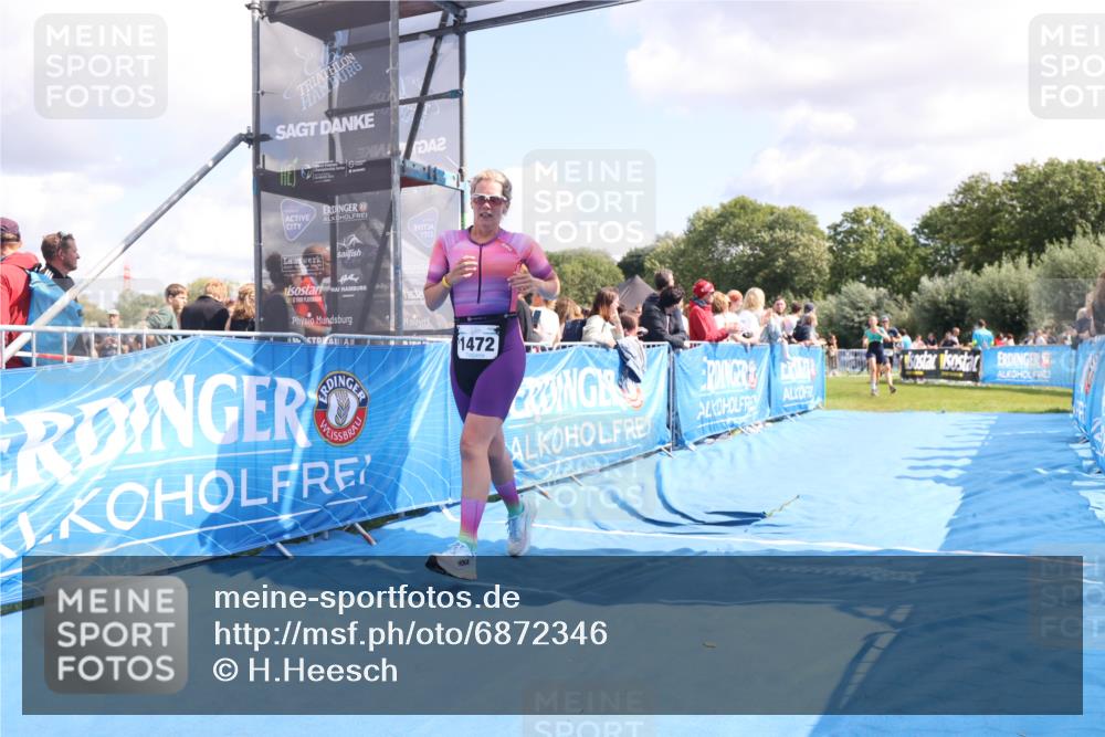 25.08.2024 - Elbe Triathlon Hamburg H.Heesch http://msf.ph/oto/6872346 25.08.2024 11:59:23 Ziel 1472, 1479, 1552, 1717 meine-sportfotos.de