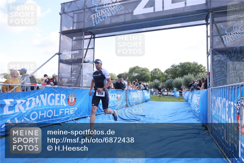 25.08.2024 - Elbe Triathlon Hamburg H.Heesch http://msf.ph/oto/6872438 25.08.2024 11:09:57 Ziel 338, 426, 573, 578, 586, 638 meine-sportfotos.de