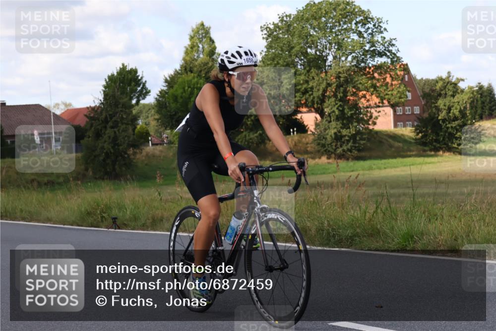 25.08.2024 - Elbe Triathlon Hamburg Fuchs,  Jonas http://msf.ph/oto/6872459 25.08.2024 11:17:09 Radfahren 1714, 1658, 1580 meine-sportfotos.de