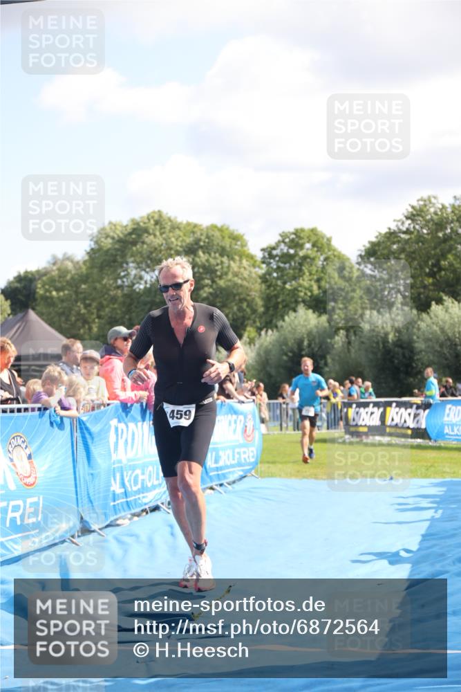 25.08.2024 - Elbe Triathlon Hamburg H.Heesch http://msf.ph/oto/6872564 25.08.2024 11:37:40 Ziel 735, 1459 meine-sportfotos.de