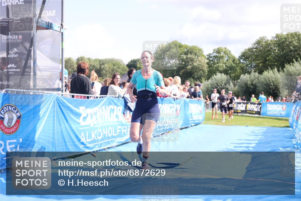 25.08.2024 - Elbe Triathlon Hamburg H.Heesch http://msf.ph/oto/6872629 25.08.2024 11:59:28 Ziel 494, 634, 1472, 1479, 1690, 1717 meine-sportfotos.de