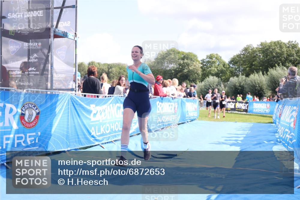 25.08.2024 - Elbe Triathlon Hamburg H.Heesch http://msf.ph/oto/6872653 25.08.2024 11:59:28 Ziel 494, 634, 1472, 1479, 1690, 1717 meine-sportfotos.de