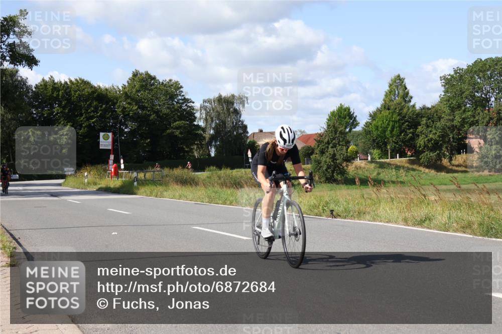 25.08.2024 - Elbe Triathlon Hamburg Fuchs,  Jonas http://msf.ph/oto/6872684 25.08.2024 11:17:38 Radfahren 1646, 1583 meine-sportfotos.de
