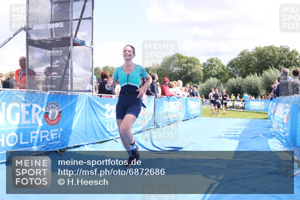 25.08.2024 - Elbe Triathlon Hamburg H.Heesch http://msf.ph/oto/6872686 25.08.2024 11:59:28 Ziel 494, 634, 1472, 1479, 1690, 1717 meine-sportfotos.de