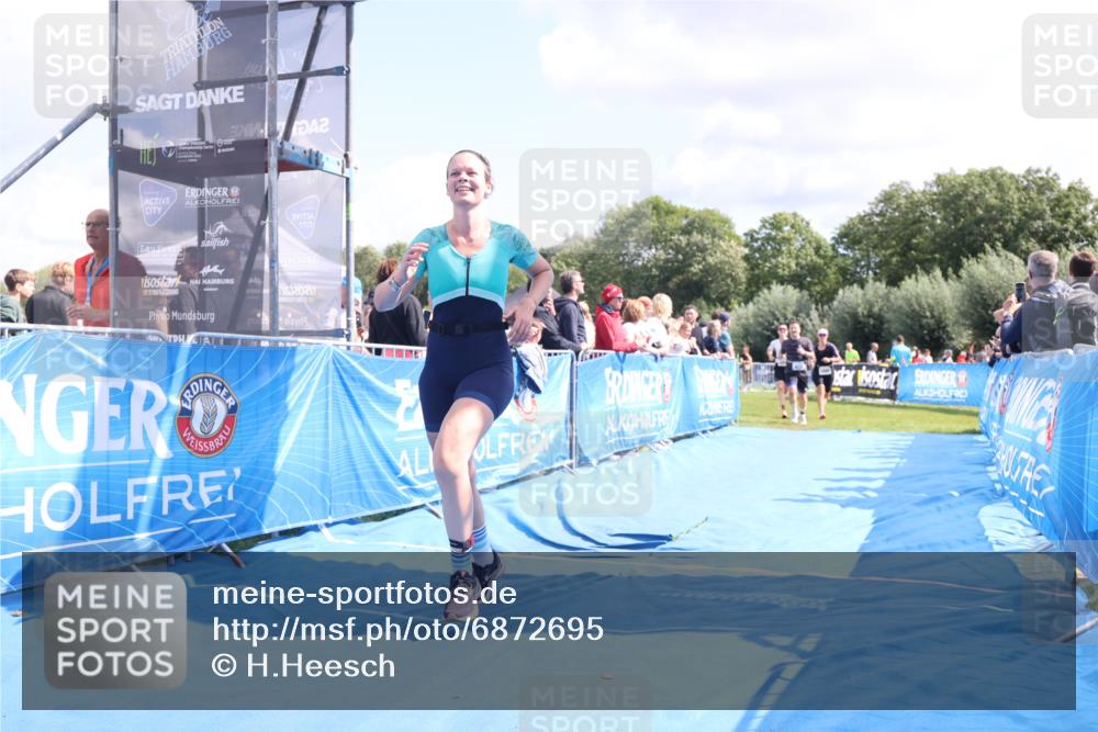25.08.2024 - Elbe Triathlon Hamburg H.Heesch http://msf.ph/oto/6872695 25.08.2024 11:59:28 Ziel 494, 634, 1472, 1479, 1690, 1717 meine-sportfotos.de