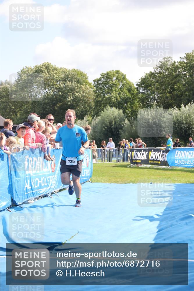 25.08.2024 - Elbe Triathlon Hamburg H.Heesch http://msf.ph/oto/6872716 25.08.2024 11:37:43 Ziel 735, 1428, 1459 meine-sportfotos.de