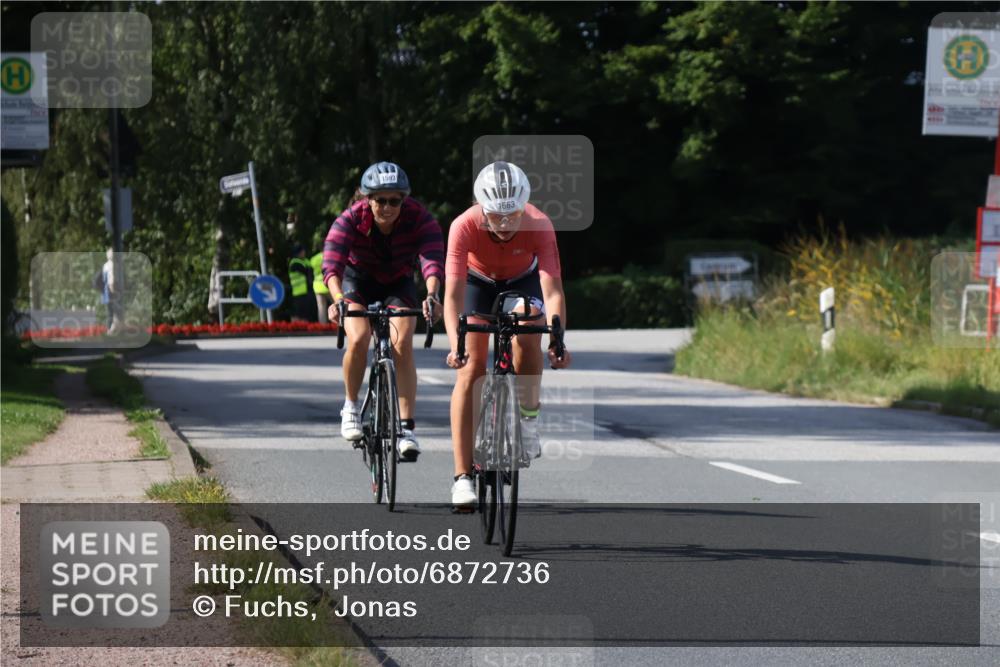 25.08.2024 - Elbe Triathlon Hamburg Fuchs,  Jonas http://msf.ph/oto/6872736 25.08.2024 11:17:48 Radfahren 1583, 1663, 1593 meine-sportfotos.de