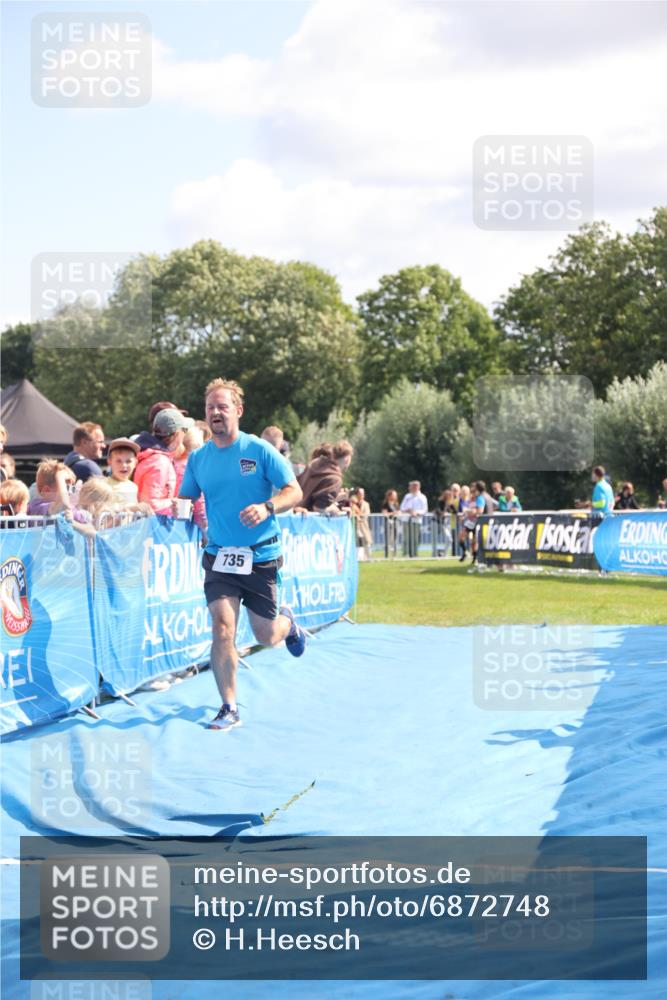 25.08.2024 - Elbe Triathlon Hamburg H.Heesch http://msf.ph/oto/6872748 25.08.2024 11:37:44 Ziel 735, 1428, 1459 meine-sportfotos.de