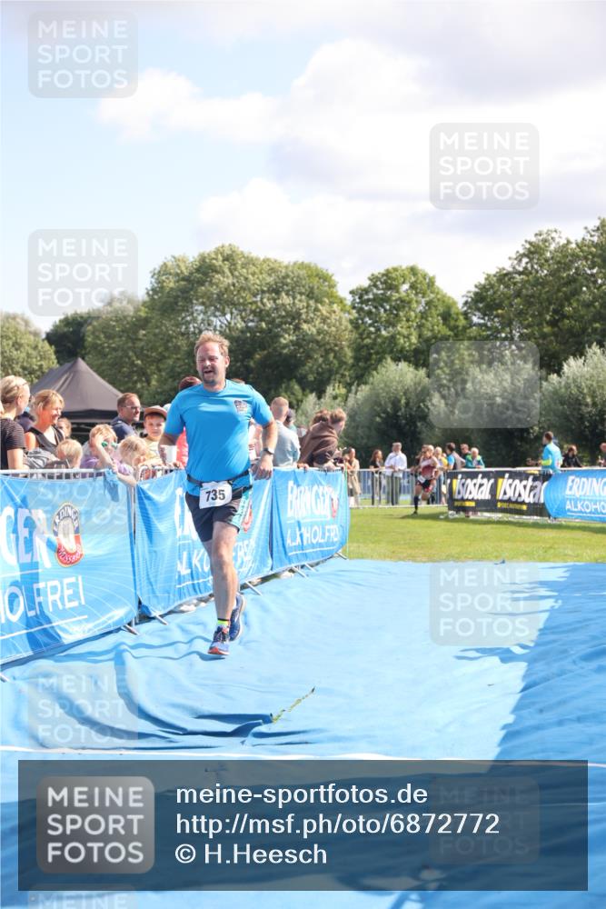 25.08.2024 - Elbe Triathlon Hamburg H.Heesch http://msf.ph/oto/6872772 25.08.2024 11:37:44 Ziel 735, 1428, 1459 meine-sportfotos.de