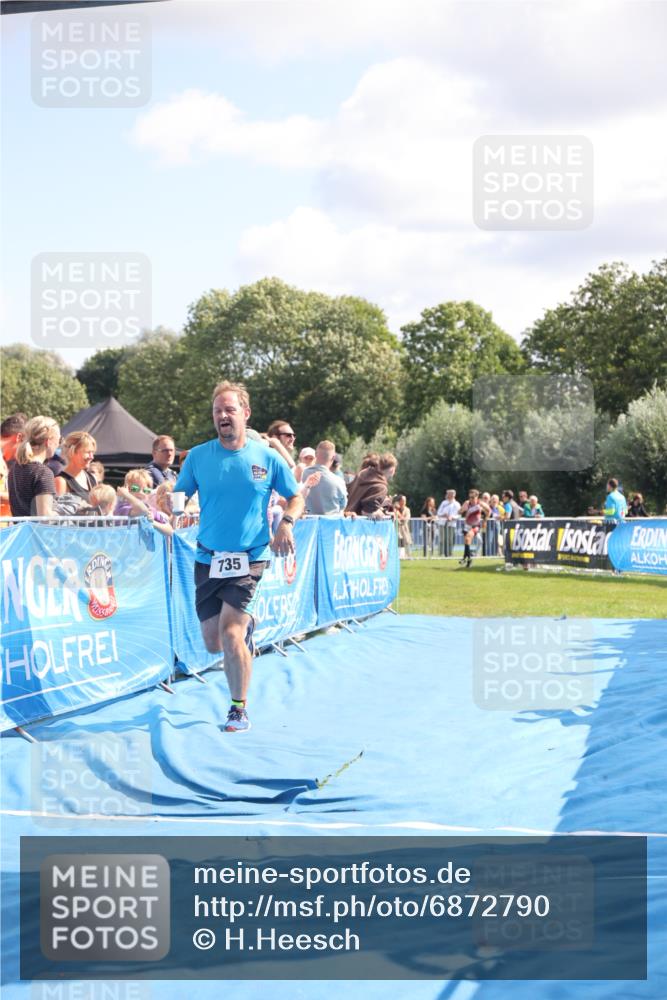 25.08.2024 - Elbe Triathlon Hamburg H.Heesch http://msf.ph/oto/6872790 25.08.2024 11:37:44 Ziel 735, 1428, 1459 meine-sportfotos.de