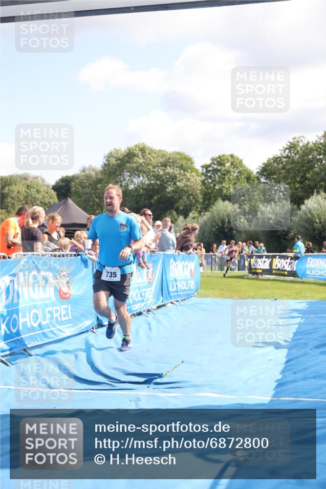 25.08.2024 - Elbe Triathlon Hamburg H.Heesch http://msf.ph/oto/6872800 25.08.2024 11:37:44 Ziel 735, 1428, 1459 meine-sportfotos.de