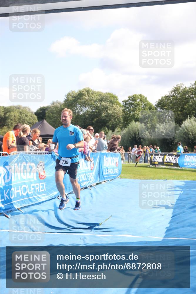 25.08.2024 - Elbe Triathlon Hamburg H.Heesch http://msf.ph/oto/6872808 25.08.2024 11:37:44 Ziel 735, 1428, 1459 meine-sportfotos.de