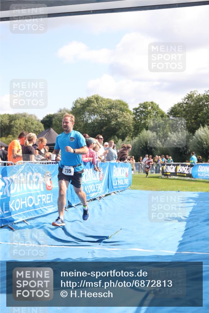 25.08.2024 - Elbe Triathlon Hamburg H.Heesch http://msf.ph/oto/6872813 25.08.2024 11:37:44 Ziel 735, 1428, 1459 meine-sportfotos.de