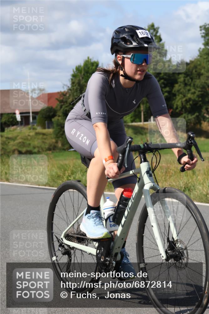 25.08.2024 - Elbe Triathlon Hamburg Fuchs,  Jonas http://msf.ph/oto/6872814 25.08.2024 11:18:08 Radfahren 1594, 1710, 1637 meine-sportfotos.de