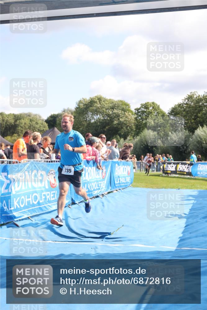 25.08.2024 - Elbe Triathlon Hamburg H.Heesch http://msf.ph/oto/6872816 25.08.2024 11:37:44 Ziel 735, 1428, 1459 meine-sportfotos.de
