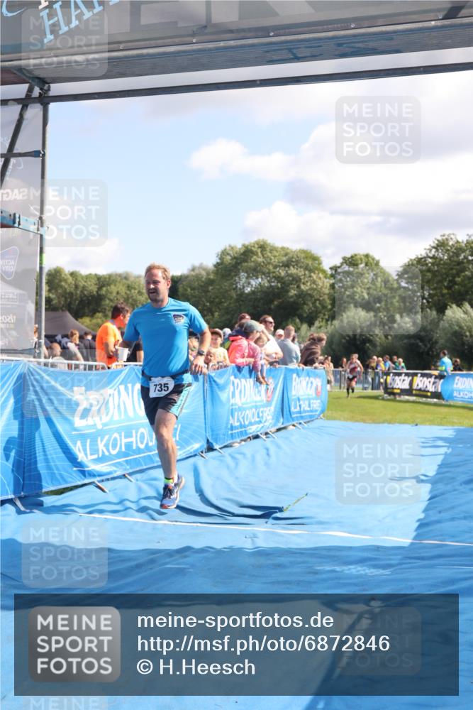 25.08.2024 - Elbe Triathlon Hamburg H.Heesch http://msf.ph/oto/6872846 25.08.2024 11:37:45 Ziel 735, 1428, 1459 meine-sportfotos.de
