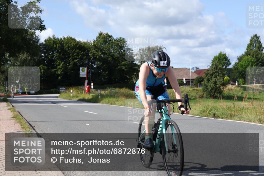 25.08.2024 - Elbe Triathlon Hamburg Fuchs,  Jonas http://msf.ph/oto/6872876 25.08.2024 11:18:37 Radfahren 1485, 1644, 1575 meine-sportfotos.de