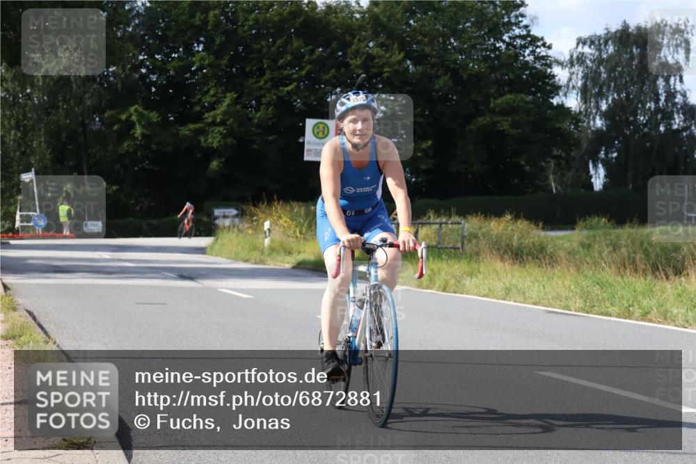 25.08.2024 - Elbe Triathlon Hamburg Fuchs,  Jonas http://msf.ph/oto/6872881 25.08.2024 11:18:43 Radfahren 1575 meine-sportfotos.de