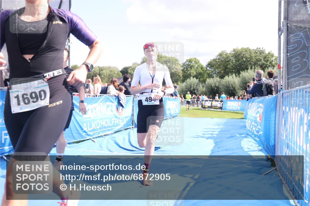 25.08.2024 - Elbe Triathlon Hamburg H.Heesch http://msf.ph/oto/6872905 25.08.2024 11:59:33 Ziel 494, 634, 1479, 1644, 1690, 1717 meine-sportfotos.de