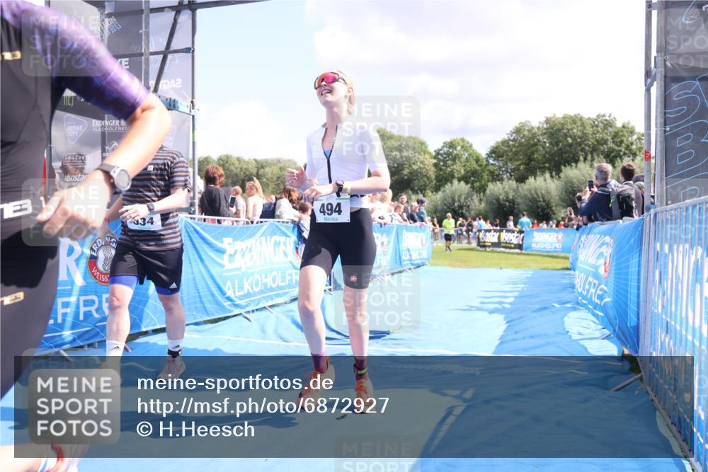 25.08.2024 - Elbe Triathlon Hamburg H.Heesch http://msf.ph/oto/6872927 25.08.2024 11:59:33 Ziel 494, 634, 1479, 1644, 1690, 1717 meine-sportfotos.de