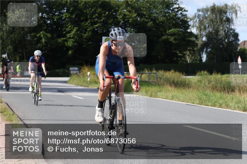25.08.2024 - Elbe Triathlon Hamburg Fuchs,  Jonas http://msf.ph/oto/6873056 25.08.2024 11:19:38 Radfahren 1705, 1682, 1678, 1685, 1628 meine-sportfotos.de