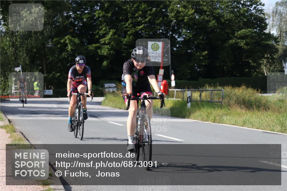 25.08.2024 - Elbe Triathlon Hamburg Fuchs,  Jonas http://msf.ph/oto/6873091 25.08.2024 11:19:41 Radfahren 1705, 1682, 1678, 1685, 1628, 1536 meine-sportfotos.de