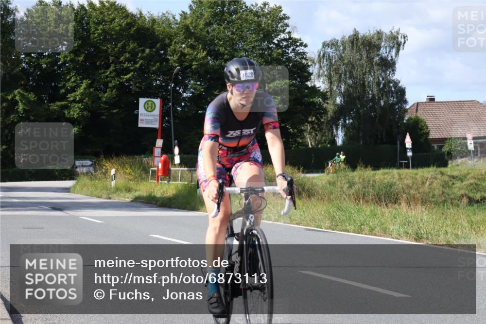 25.08.2024 - Elbe Triathlon Hamburg Fuchs,  Jonas http://msf.ph/oto/6873113 25.08.2024 11:19:42 Radfahren 1705, 1682, 1678, 1685, 1628, 1536 meine-sportfotos.de