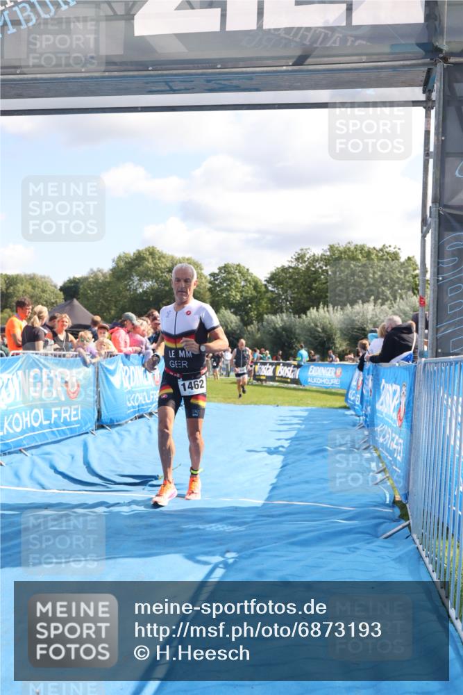 25.08.2024 - Elbe Triathlon Hamburg H.Heesch http://msf.ph/oto/6873193 25.08.2024 11:37:56 Ziel 446, 1428, 1462 meine-sportfotos.de