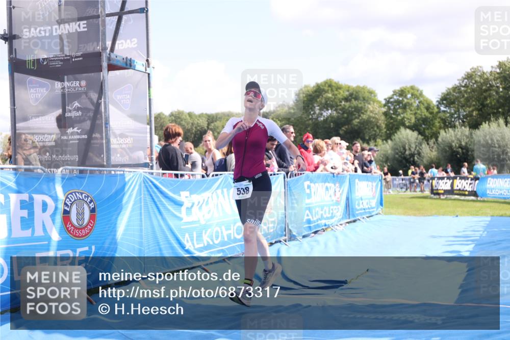 25.08.2024 - Elbe Triathlon Hamburg H.Heesch http://msf.ph/oto/6873317 25.08.2024 11:59:51 Ziel 538, 1523 meine-sportfotos.de