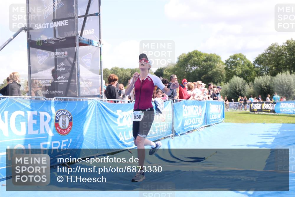 25.08.2024 - Elbe Triathlon Hamburg H.Heesch http://msf.ph/oto/6873330 25.08.2024 11:59:51 Ziel 538, 1523 meine-sportfotos.de